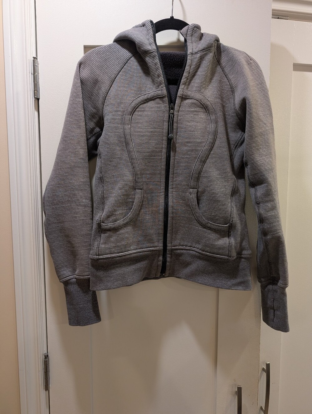 Lululemon Classic Fit Scuba Hoodie,8 ( See Measurements)